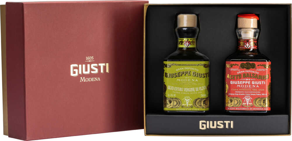 Giuseppe Giusti Duo Balsamico 3 Medaille & Olivenöl Je 1X0,25L Aceto Balsamico Di Modena Igp NV  0.5 L Flasche